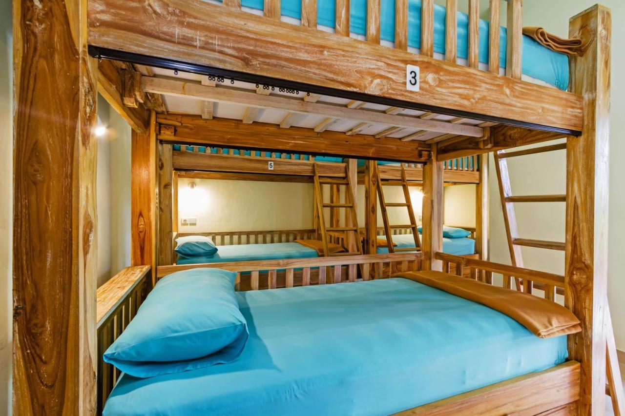 Lembongan Hostel Nusa Lembongan Kültér fotó